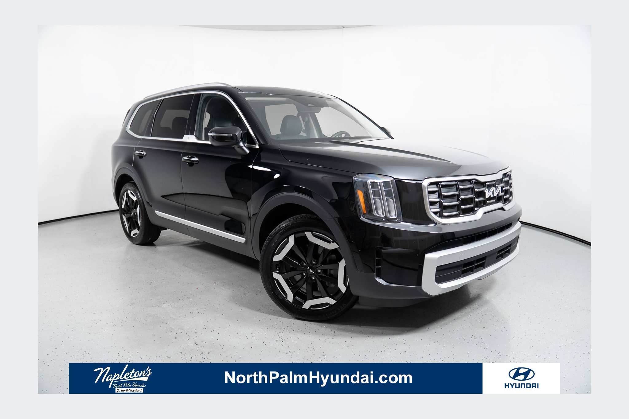 Used 2024 Kia Telluride S SUV