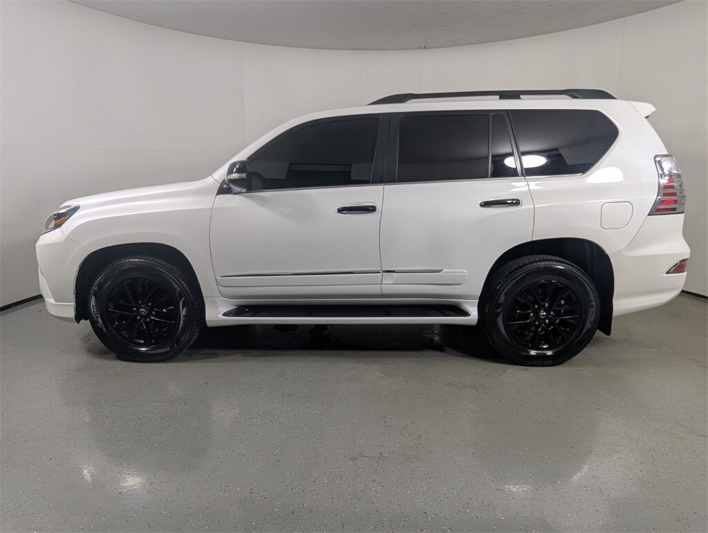 2016 Lexus GX 460 photo 4