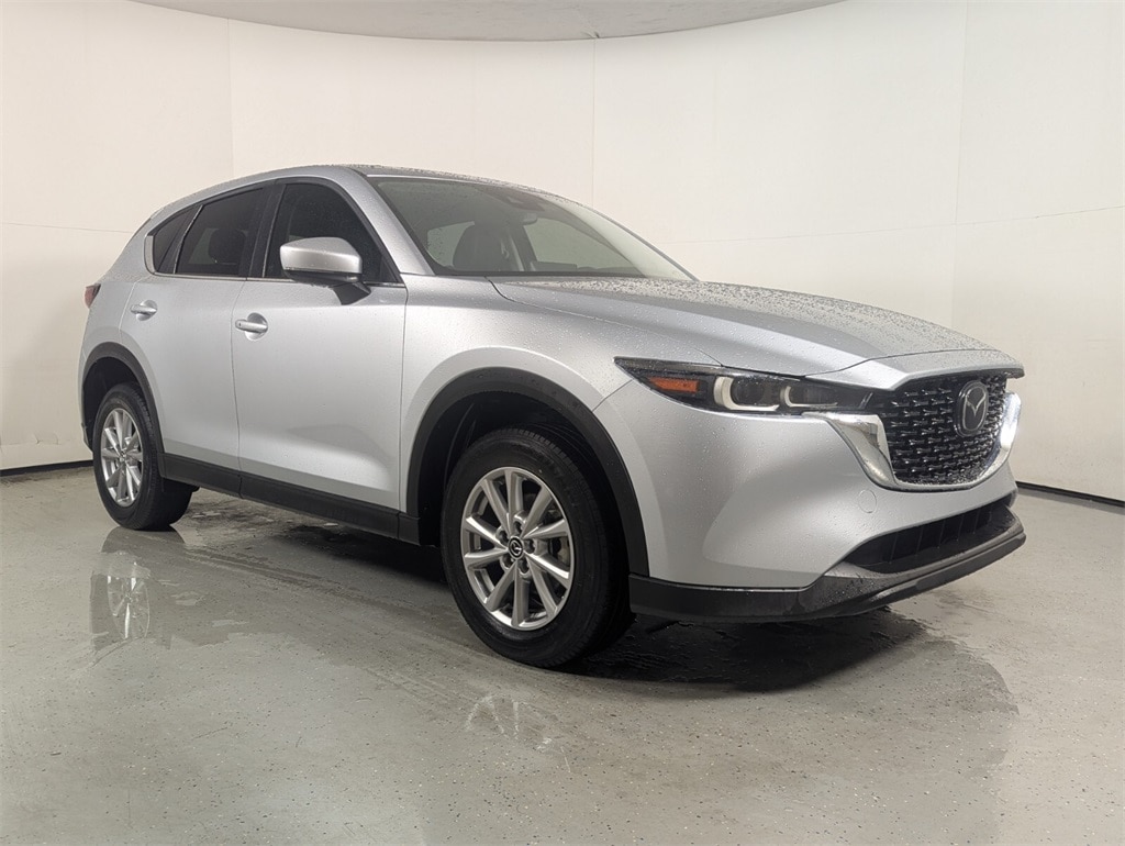 2023 Mazda CX-5 S Preferred package's photo