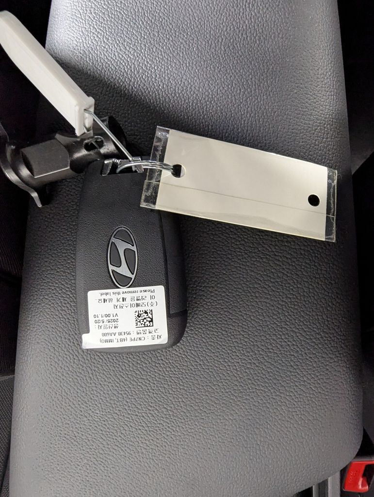 2025 Hyundai Elantra SE - Photo 30