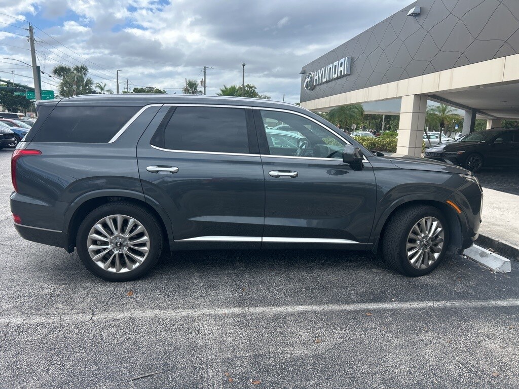 2020 Hyundai Palisade Limited photo 3