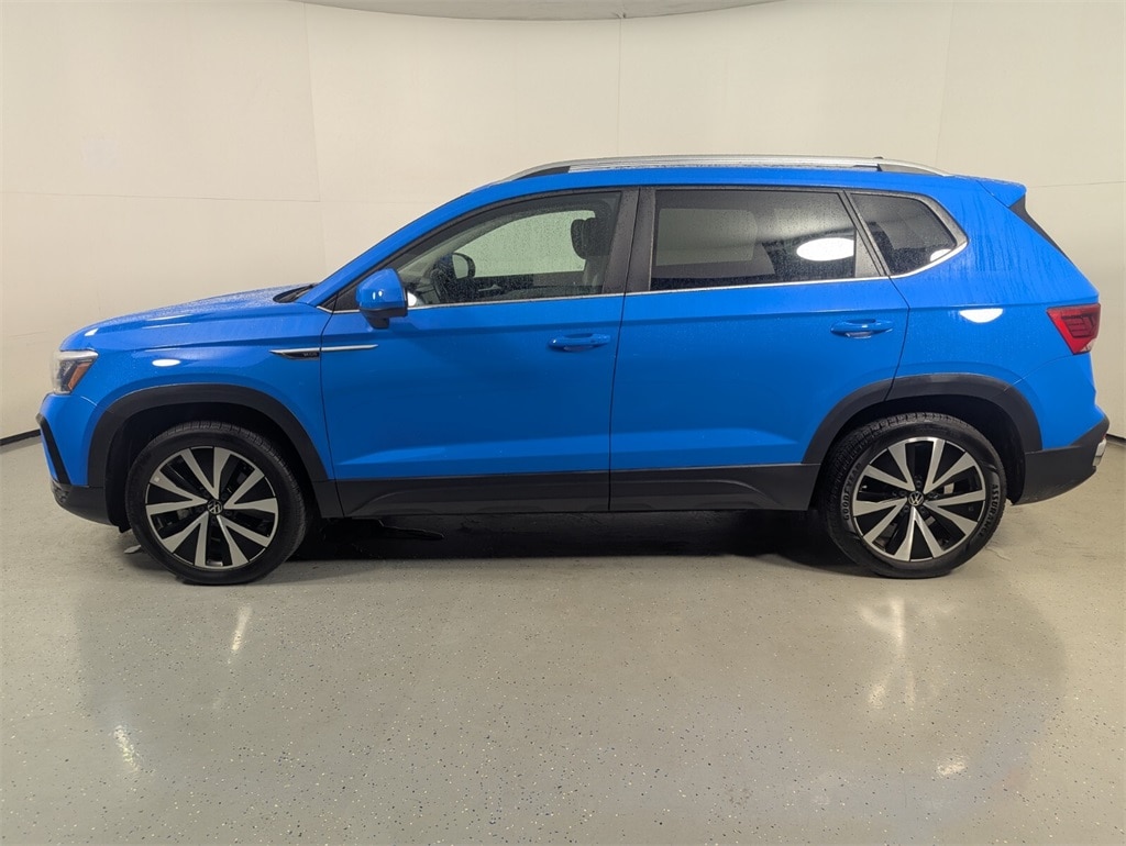 2023 Volkswagen Taos SE photo 4