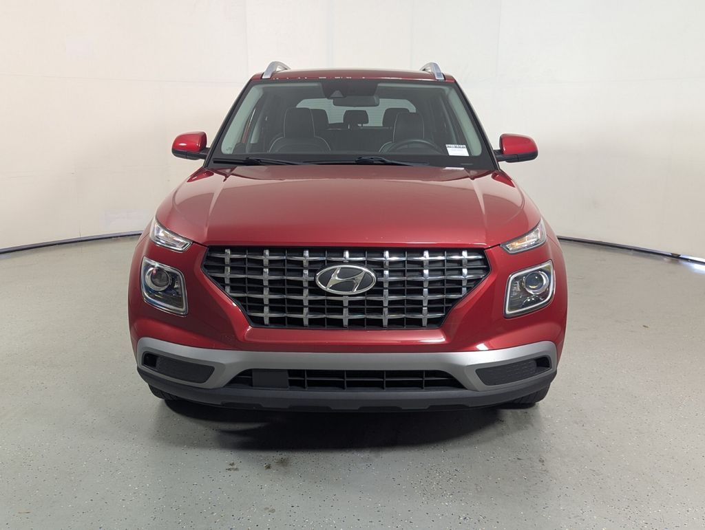Used 2022 Hyundai Venue Limited with VIN KMHRC8A31NU161815 for sale in Lake Park, FL