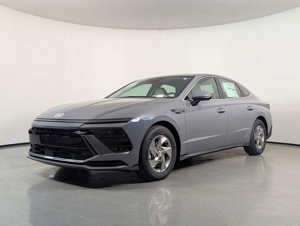 New 2026 Hyundai Sonata SE Sedan