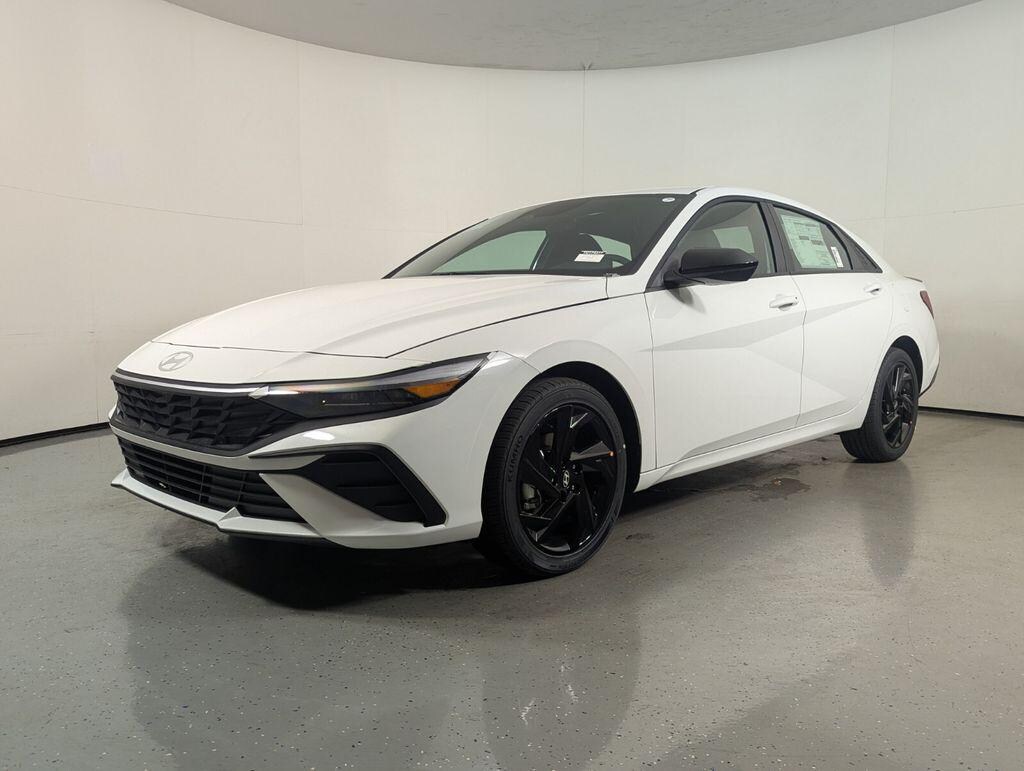 New 2026 Hyundai Elantra SEL Sport Sedan