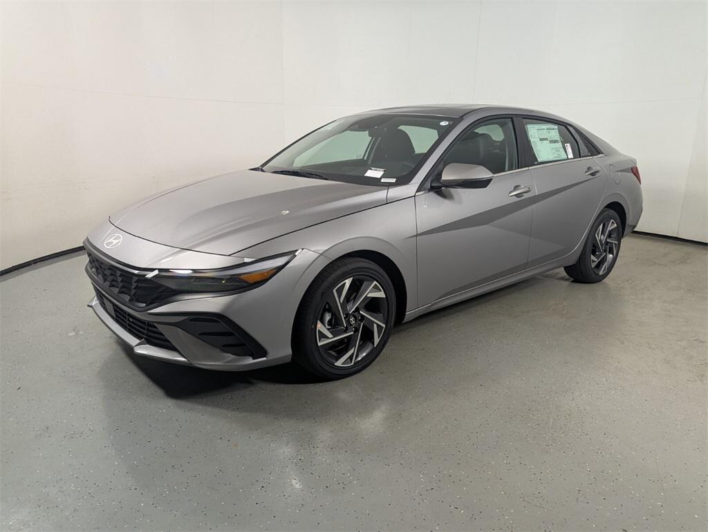 New 2026 Hyundai Elantra Limited Sedan