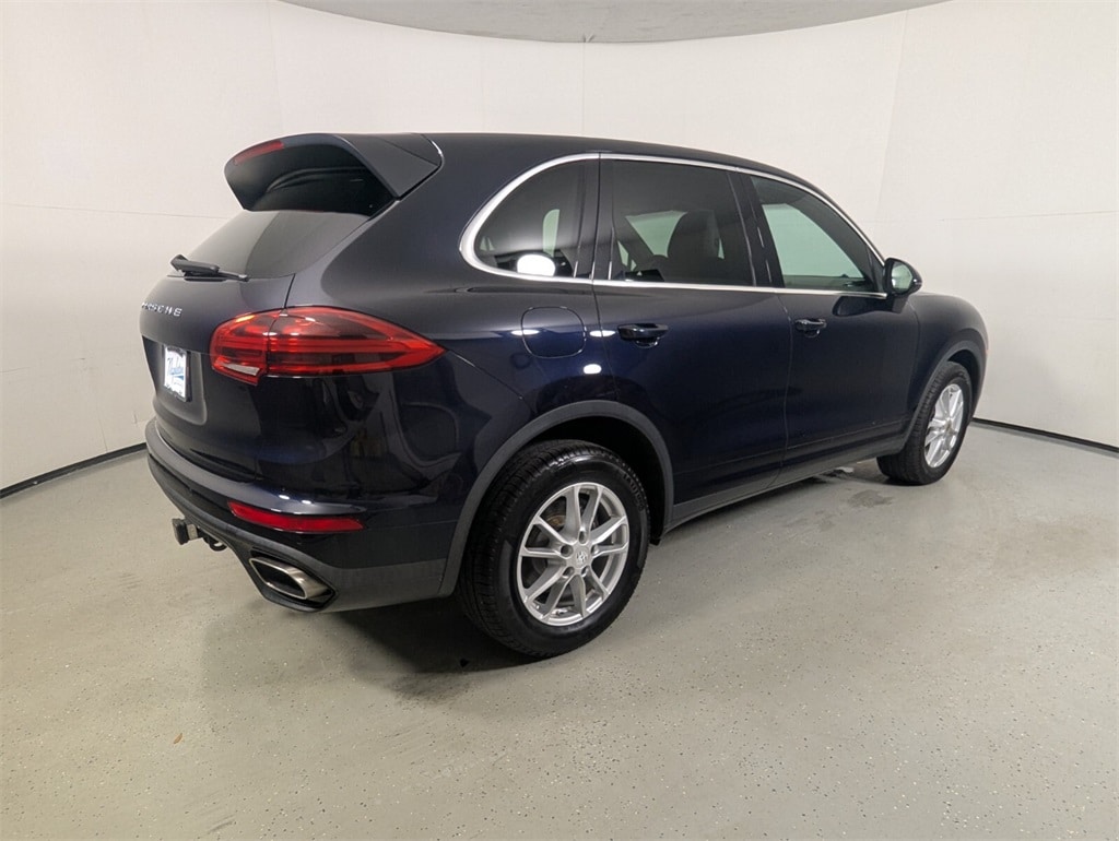 2018 Porsche Cayenne Base photo 5