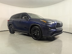 2022 Toyota Highlander XLE SUV