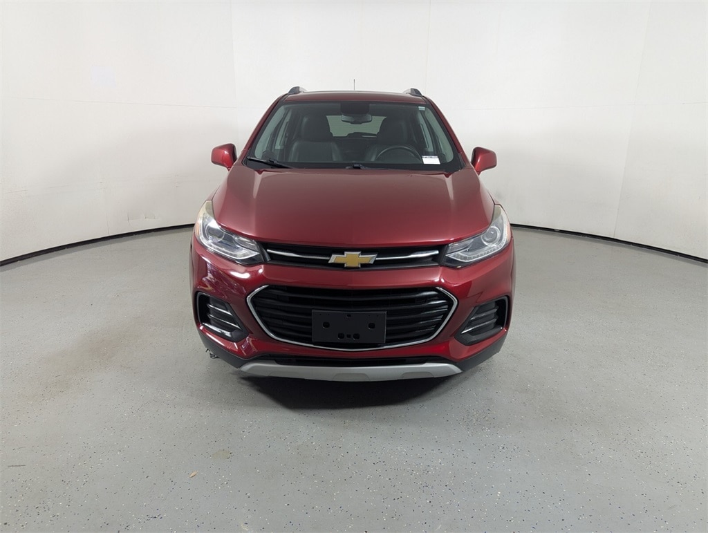Used 2018 Chevrolet Trax LT with VIN 3GNCJLSB3JL274623 for sale in Lake Park, FL