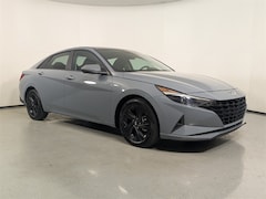 2023 Hyundai Elantra SEL Sedan