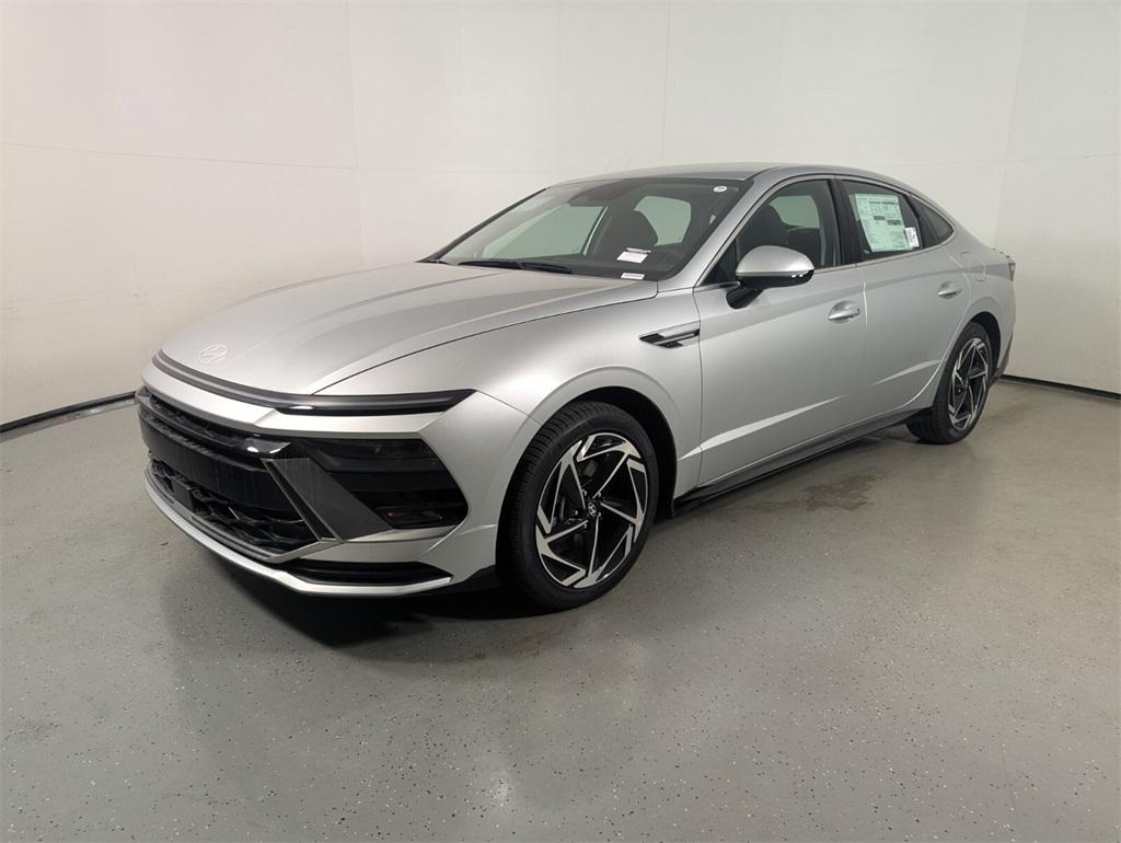 2026 Hyundai Sonata SEL Sport photo 3