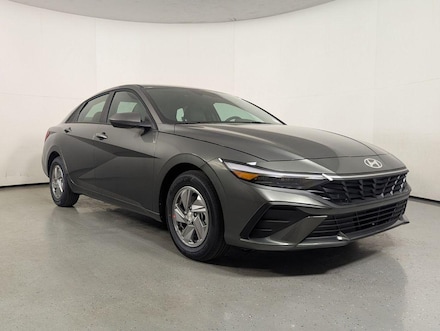 2026 Hyundai Elantra SE Sedan