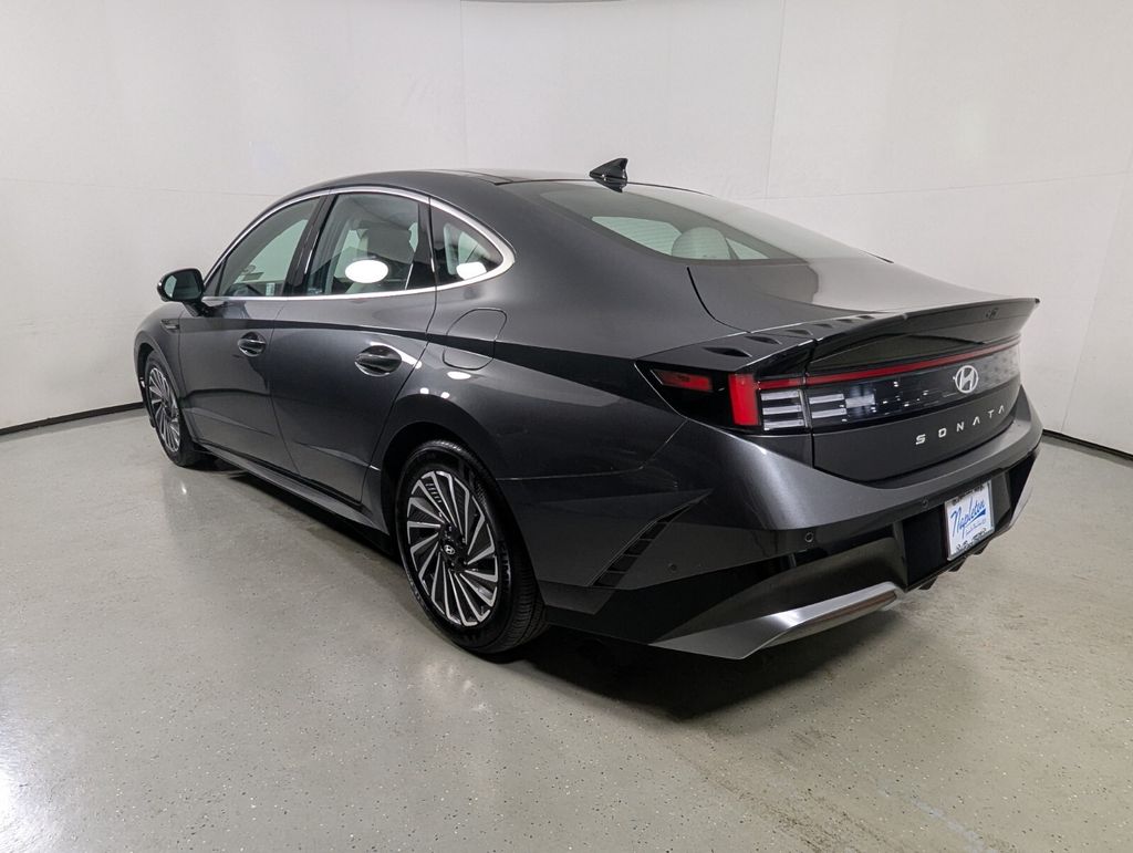 2025 Hyundai Sonata Hybrid Limited - Photo 6