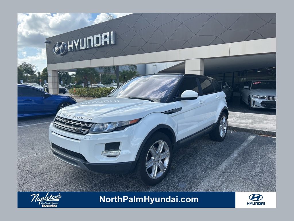 2015 Land Rover Range Rover Evoque Pure Plus 5 Door's photo