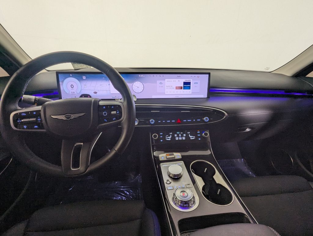 2026 GENESIS GV70 - Photo 16
