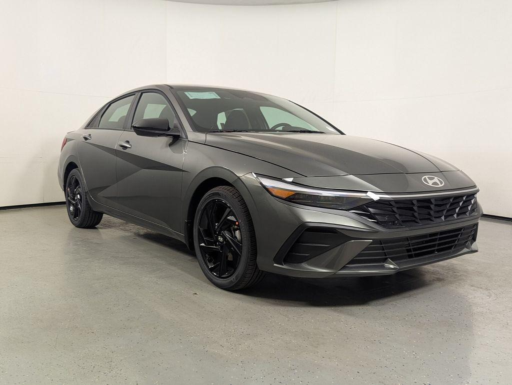 New 2026 Hyundai Elantra SEL Sport Sedan