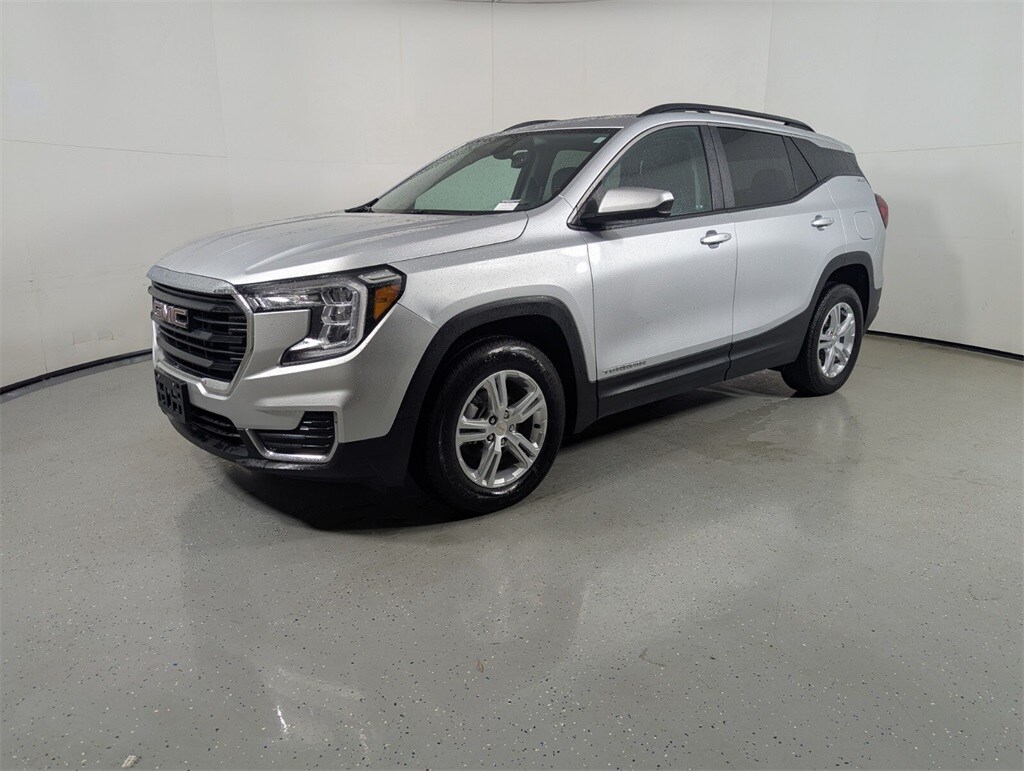 2022 Gmc Terrain SLE photo 3