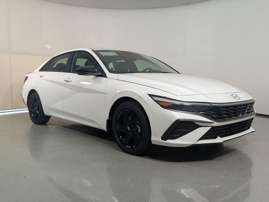 New 2026 Hyundai Elantra SEL Sport Sedan