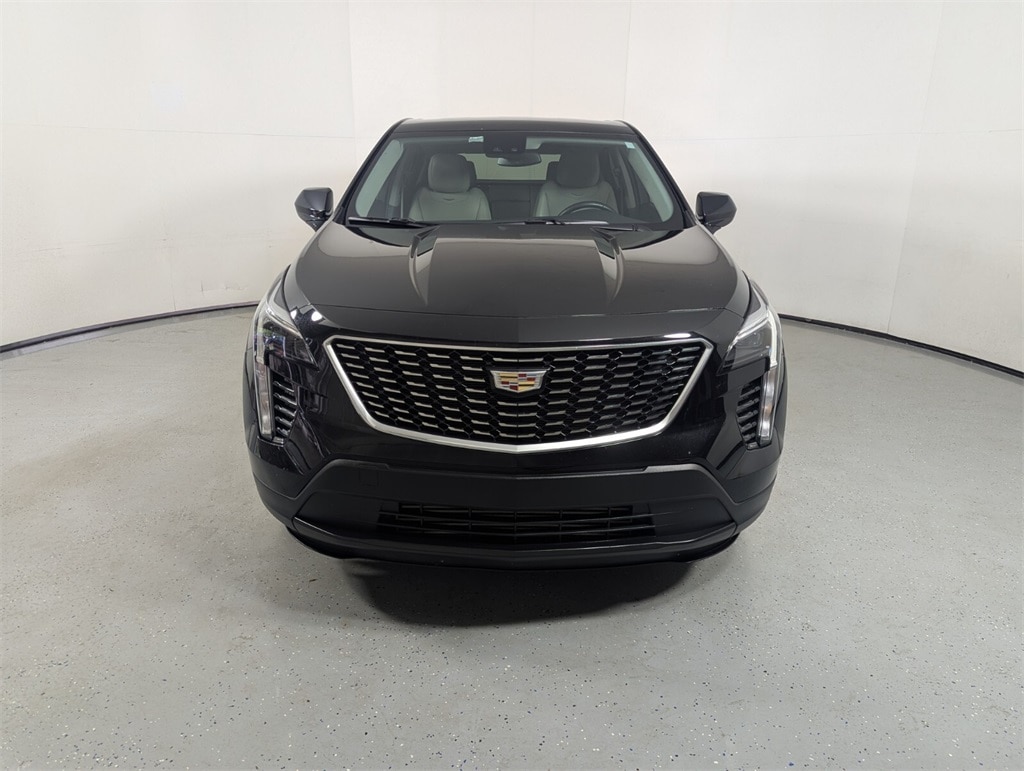 Used 2021 Cadillac XT4 Luxury with VIN 1GYAZAR41MF003251 for sale in Lake Park, FL
