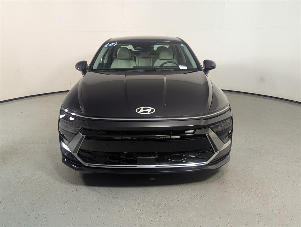 2024 Hyundai Sonata SEL photo 2