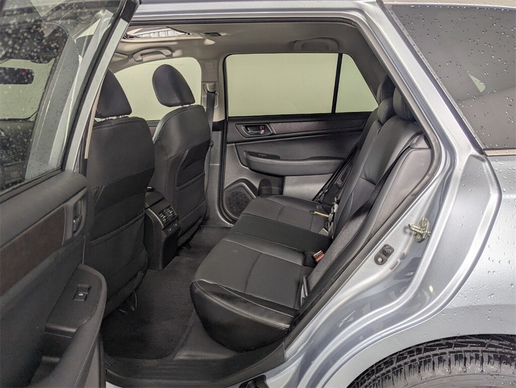 2017 Subaru Outback 2.5i photo 24