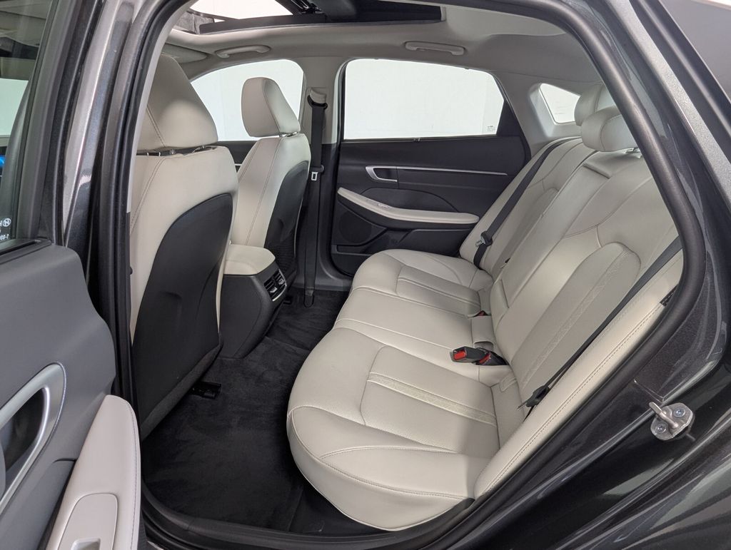 2025 Hyundai Sonata Hybrid Limited - Photo 26