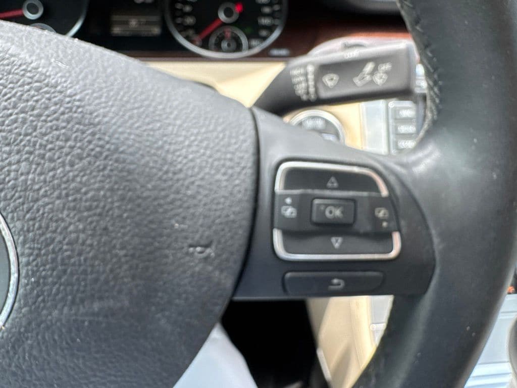 2012 Volkswagen CC Luxury - Photo 23