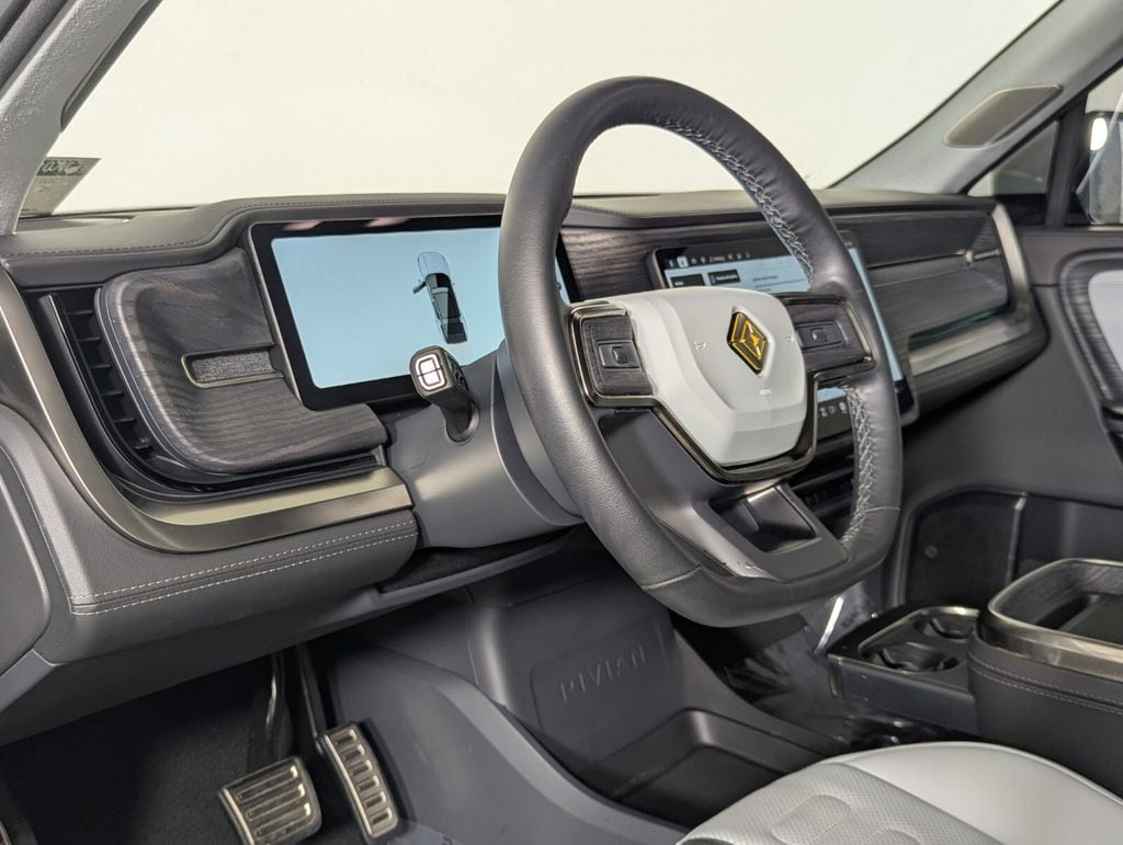 2023 Rivian R1S Adventure - Photo 12