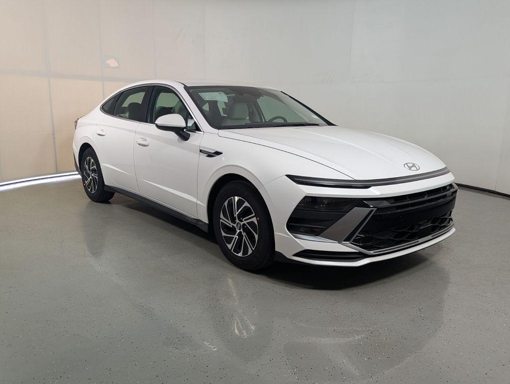 New 2026 Hyundai Sonata Hybrid Blue Sedan