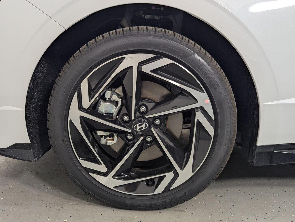 2026 Hyundai Sonata SEL - Photo 9