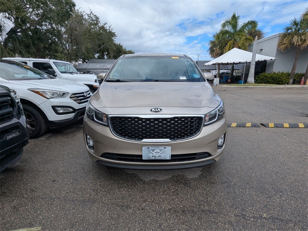 Used 2016 Kia Sedona EX with VIN KNDMC5C14G6143664 for sale in Lake Park, FL