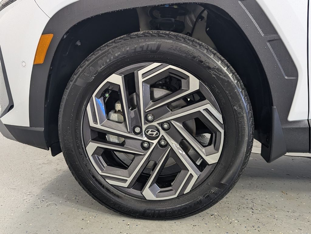 2025 Hyundai Tucson Limited - Photo 9