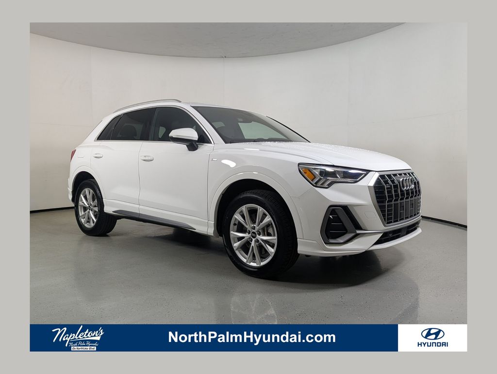 2025 Audi Q3 45 TFSI S Line Premium quattro's photo