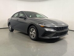 2026 Hyundai Elantra SE Sedan