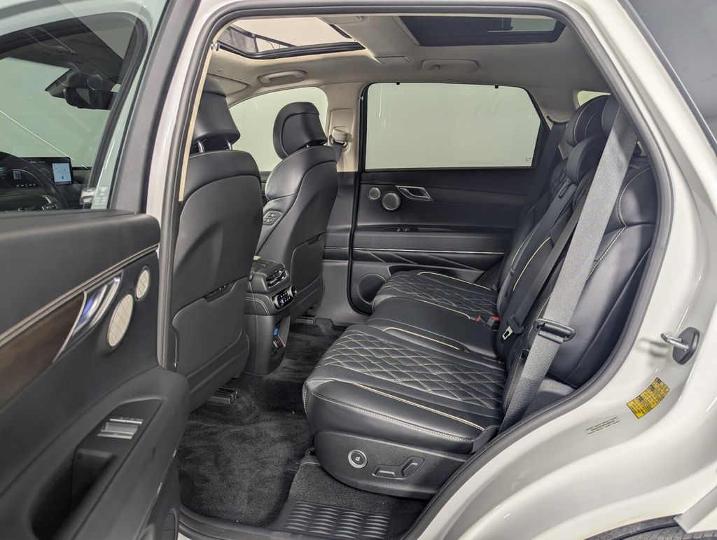 2023 GENESIS GV80 Standard - Photo 24