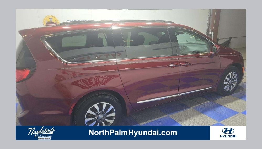 2020 Chrysler Pacifica Touring L Plus