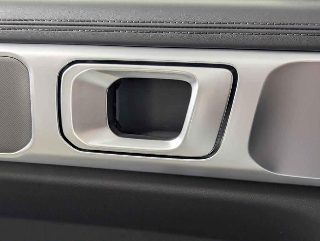 2026 Hyundai Santa Fe SEL - Photo 14