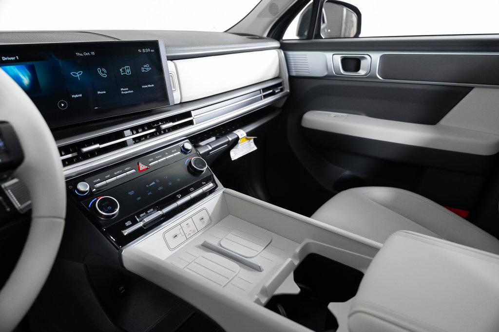 2026 Hyundai Santa Fe SE - Photo 28