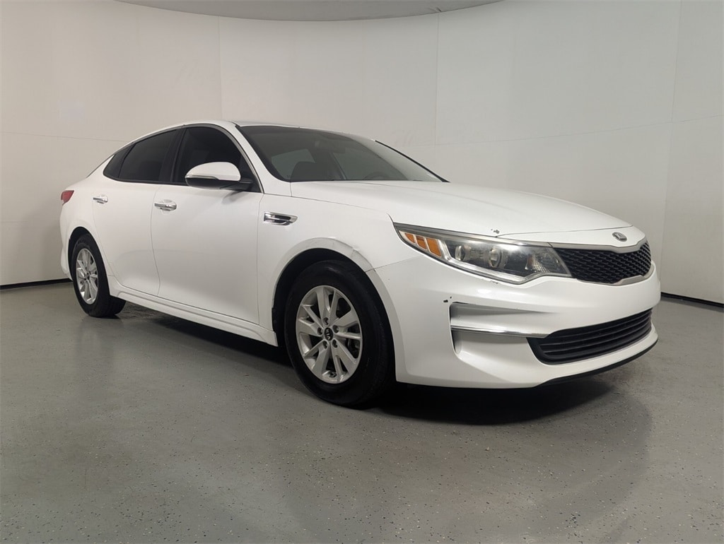 Used 2018 Kia Optima LX Sedan