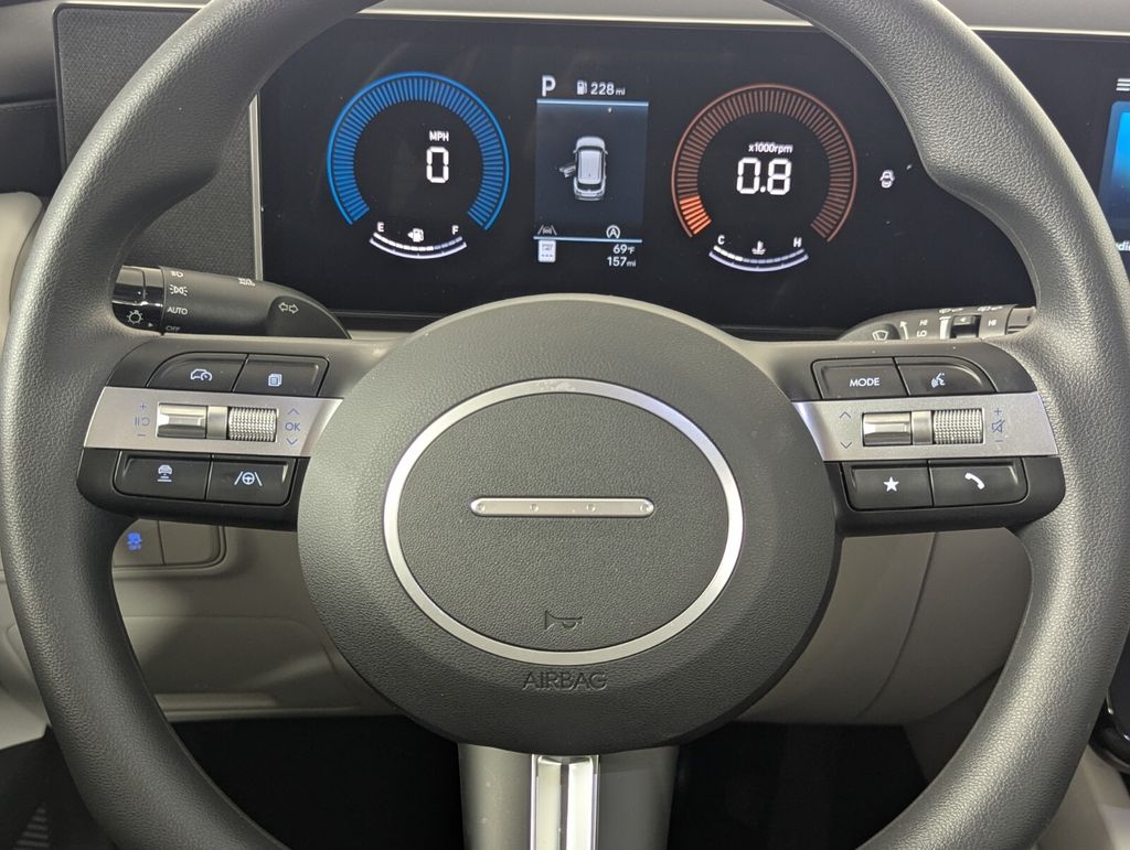 2025 Hyundai Tucson SEL - Photo 16