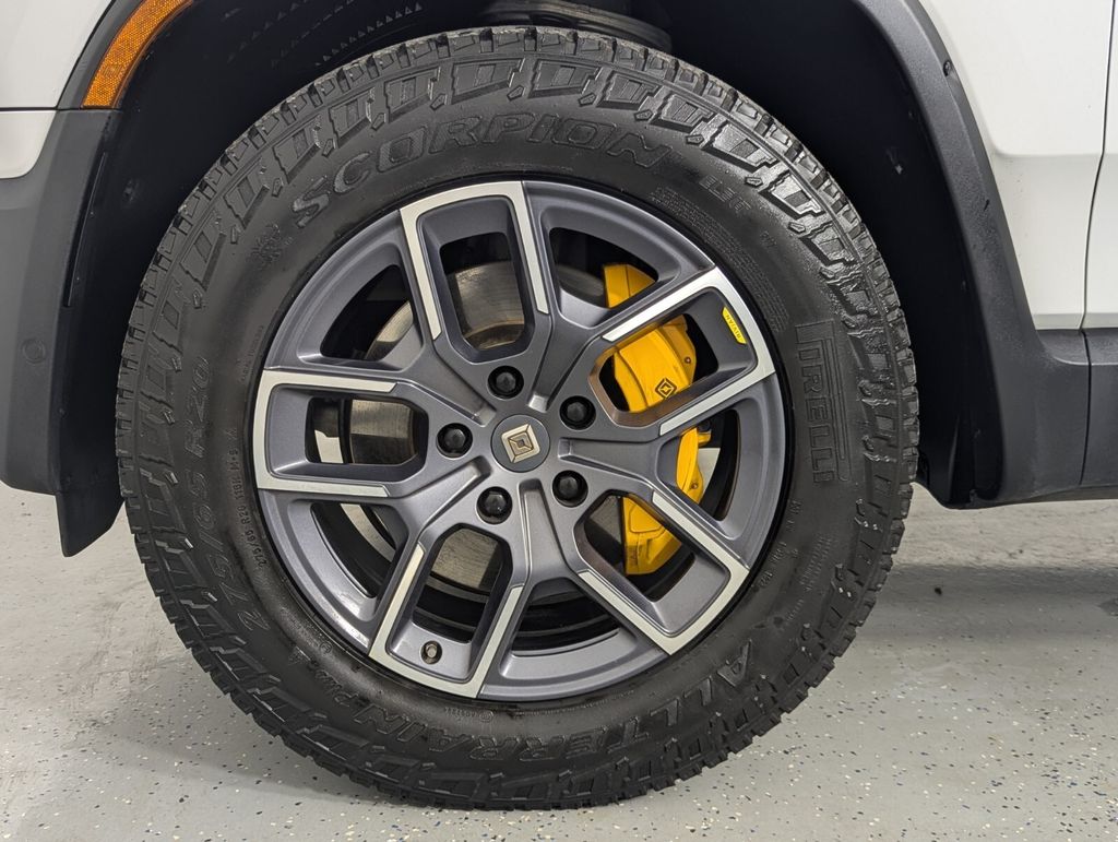 2023 Rivian R1S Adventure - Photo 11