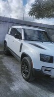  Land Rover Defender 110