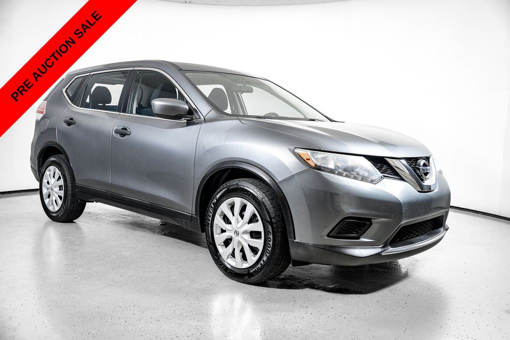 Used 2016 Nissan Rogue S with VIN 5N1AT2MT3GC799918 for sale in Lake Park, FL