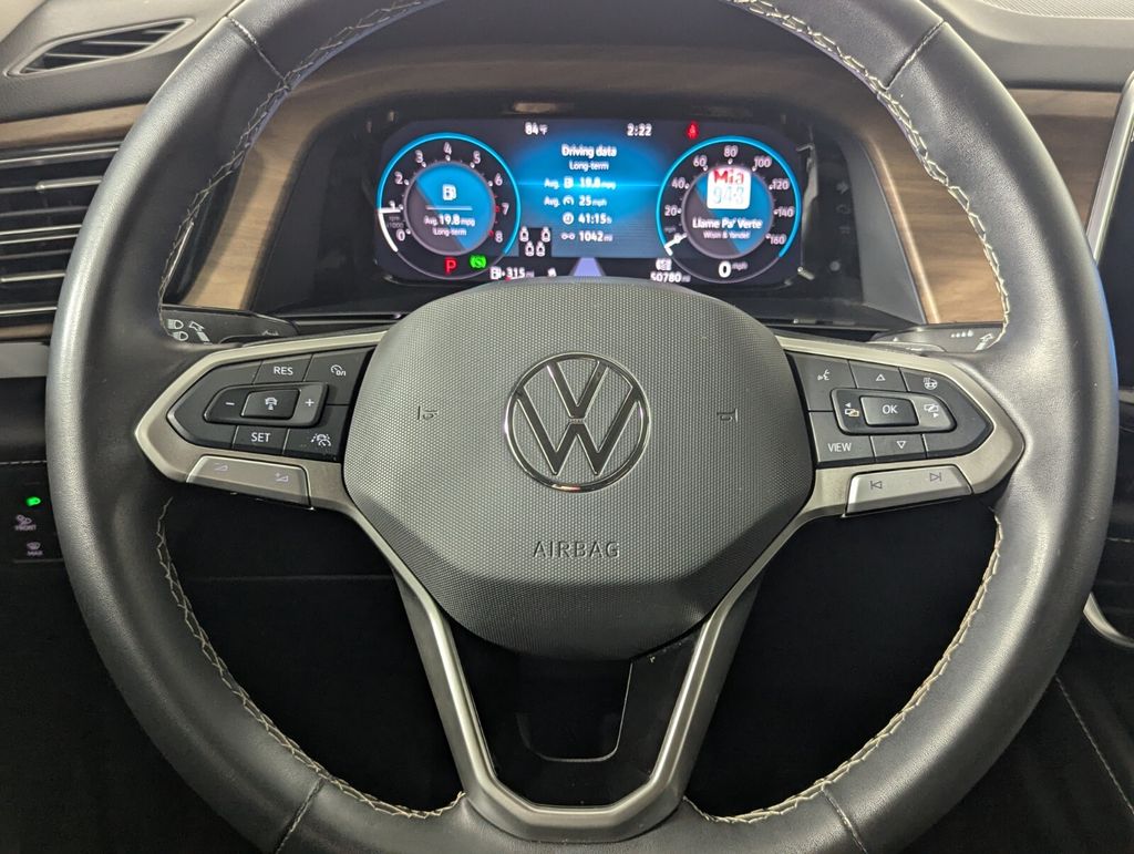 2024 Volkswagen Atlas SE w/Tech - Photo 18