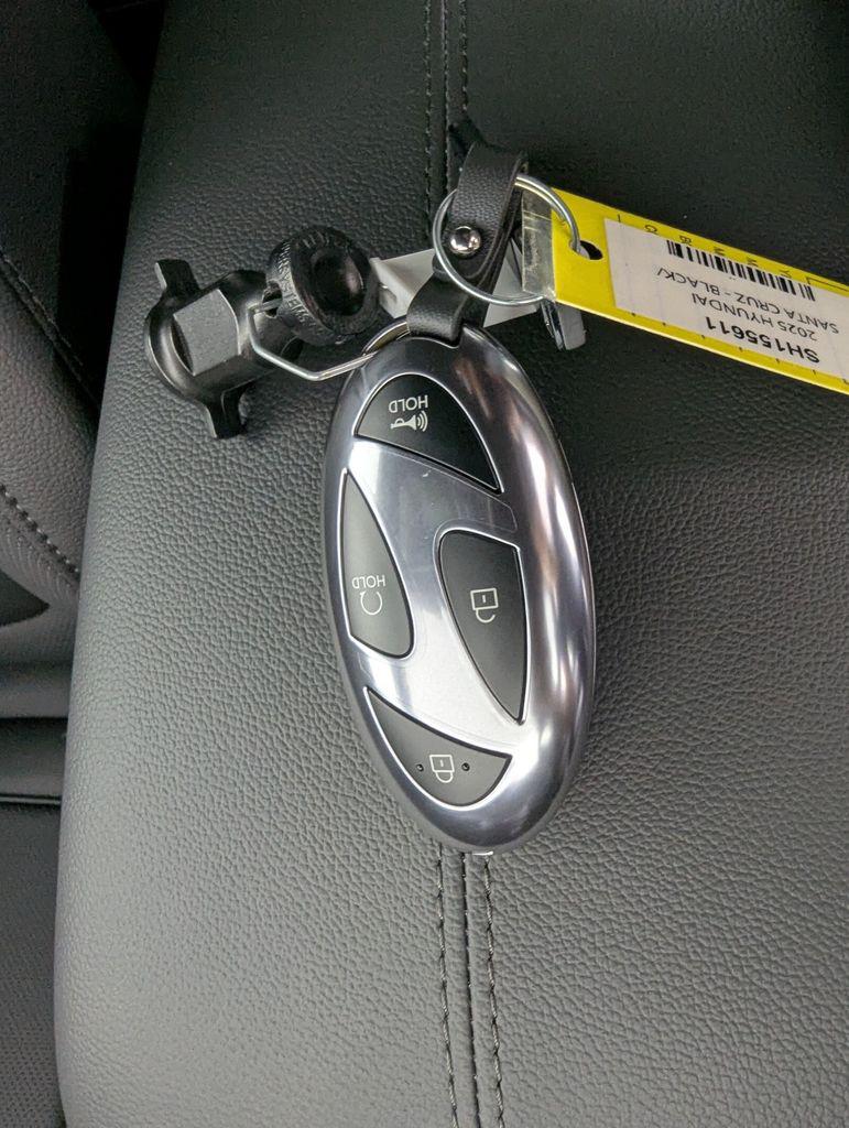 2025 Hyundai Santa Cruz SEL - Photo 28