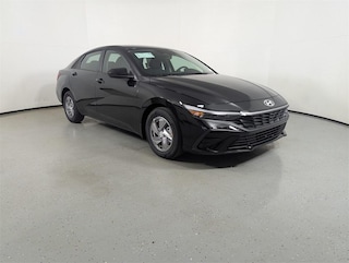 2025 Hyundai Elantra SE Sedan