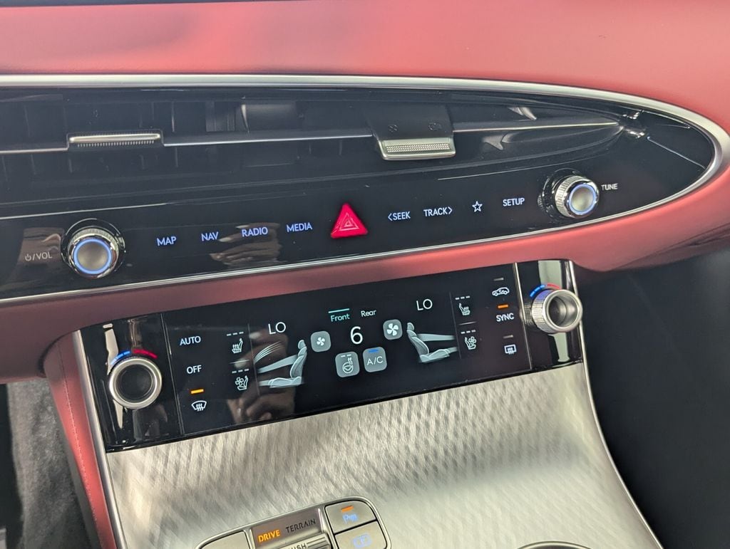 2026 GENESIS GV70 Sport Prestige - Photo 21