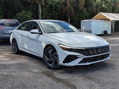 2025 Hyundai Elantra SEL Convenience Sedan