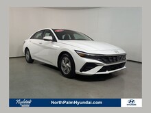 2025 Hyundai Elantra SE Sedan