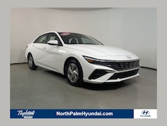 2025 Hyundai Elantra SE Sedan